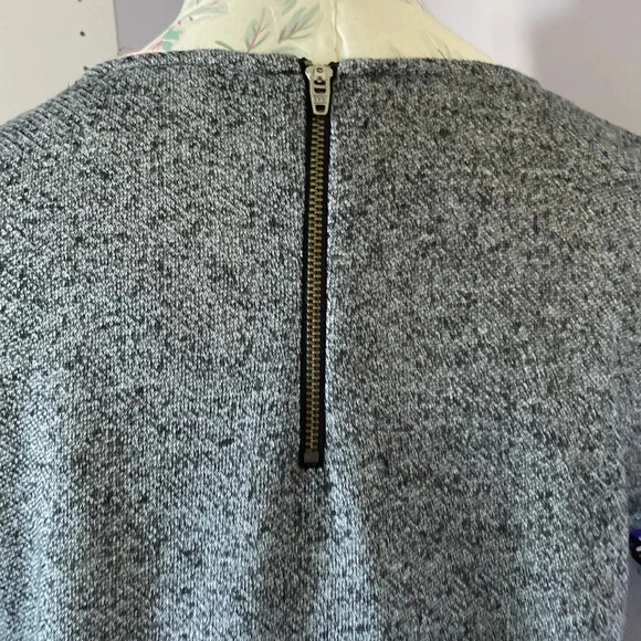 Hutch short sleeve top with sequin sleeve size XS - Picture 9 of 12